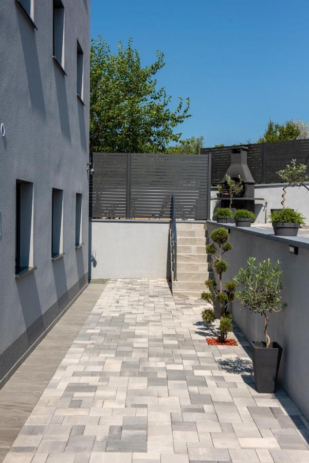 Apartment Lo&Ti Cizici Luaran gambar