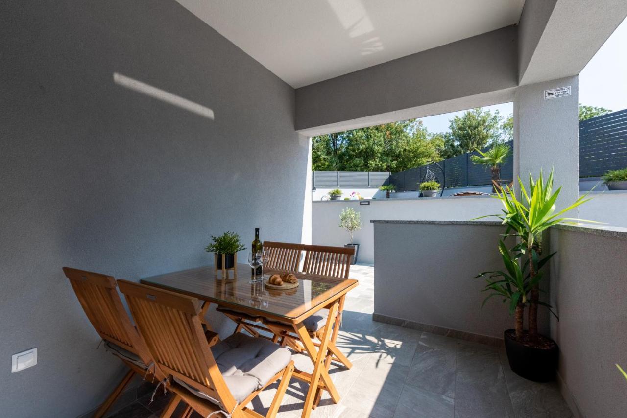 Apartment Lo&Ti Cizici Luaran gambar